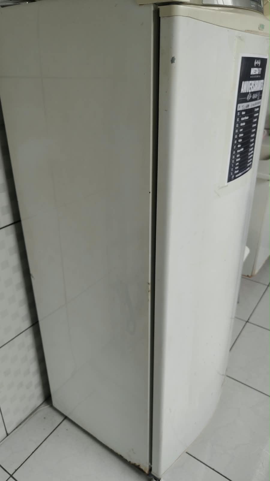 GELADEIRA CONSUL PEQUENA