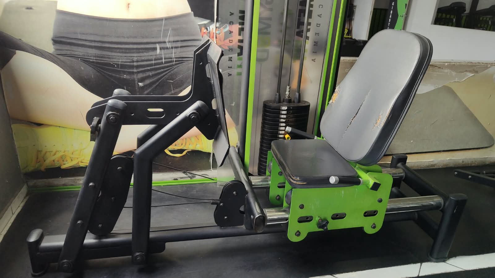 LEG PRESS HORIZONTAL